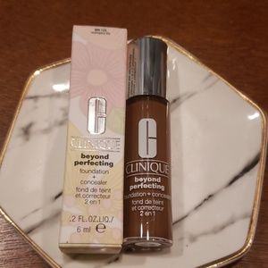 2/$10 🍒 Clinique Beyond Perfecting mini WN125